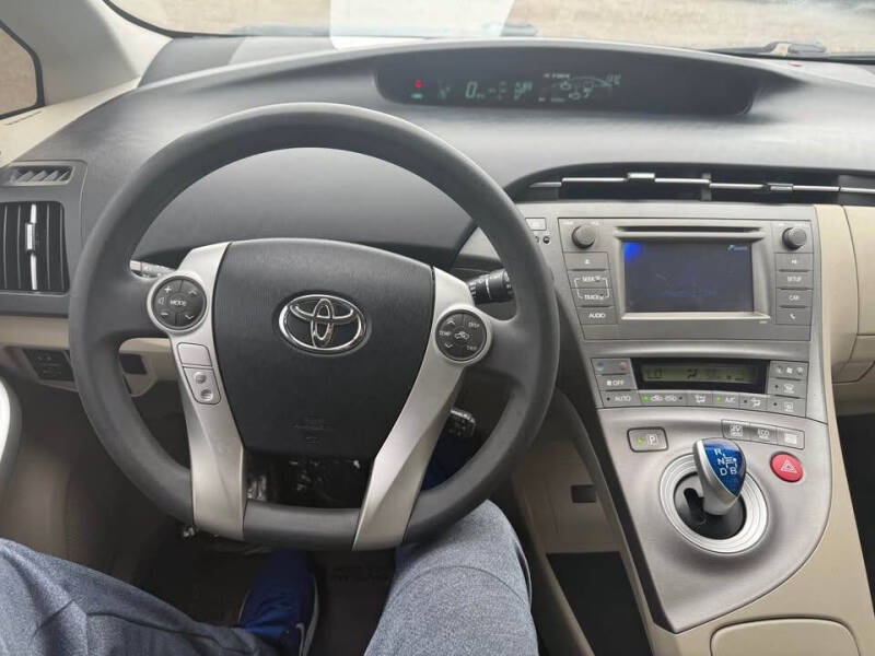 2014 Toyota Prius Two