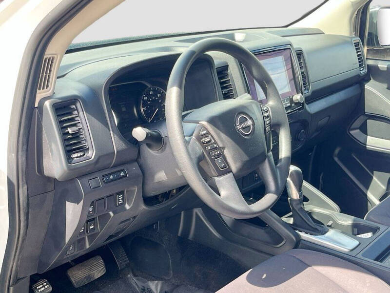 2024 Nissan Frontier S
