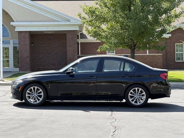 2017 BMW 3 Series 320i