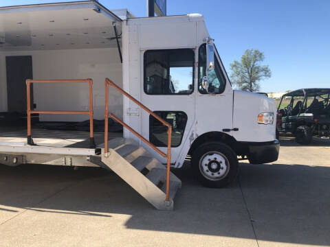 2012 Freightliner MT45 Chassis