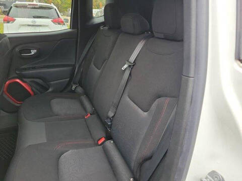 2017 Jeep Renegade Trailhawk