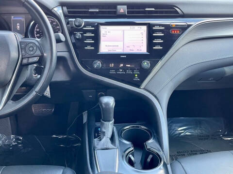 2020 Toyota Camry SE