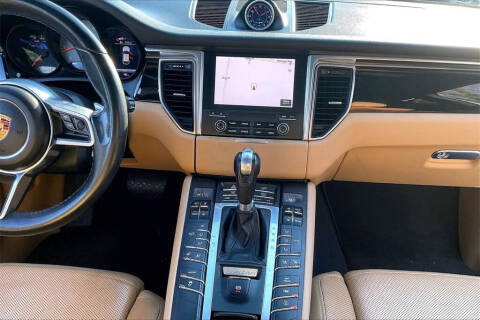 2017 Porsche Macan S