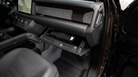 2025 Land Rover Defender