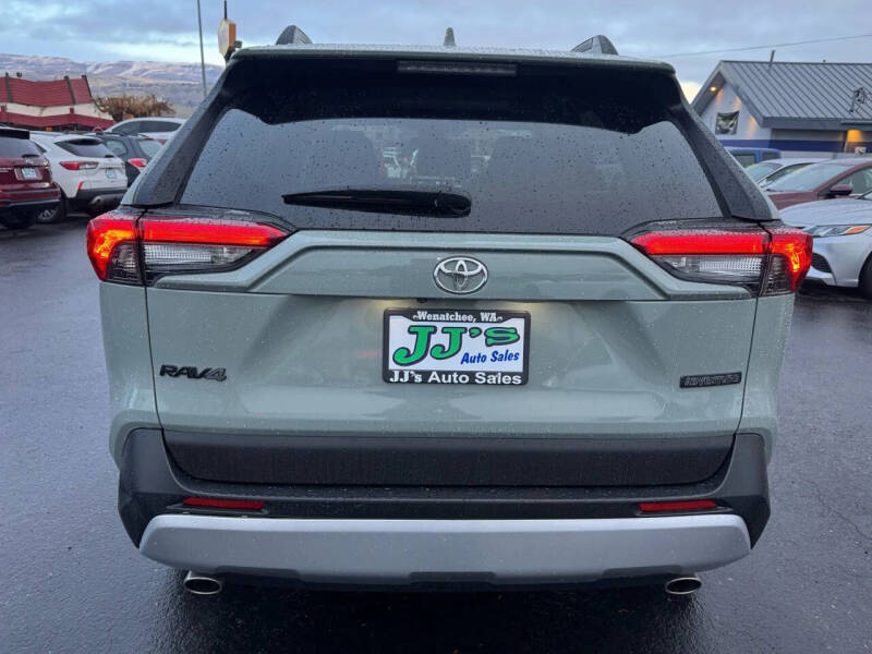 2021 Toyota RAV4 Adventure