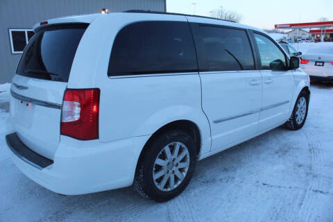 2014 Chrysler Town and Country Touring