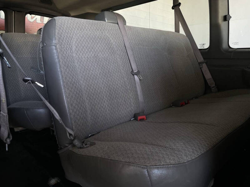 2023 Chevrolet Express LS 3500