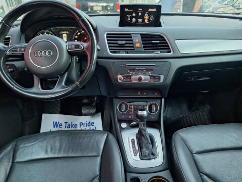 2016 Audi Q3 2.0T Premium Plus
