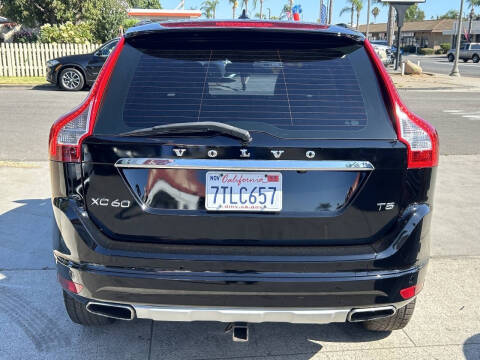 2017 Volvo XC60 T5 Dynamic