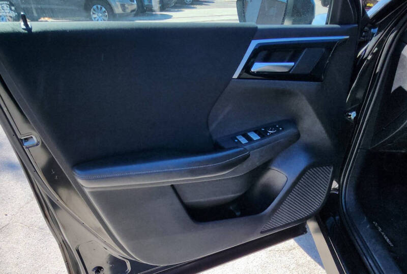 2022 Mitsubishi Outlander ES