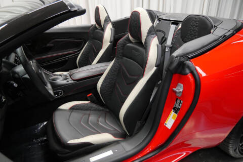 2023 Aston Martin DBS Superleggera