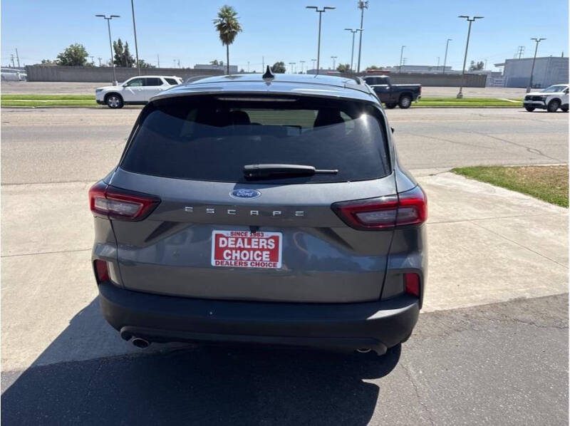 2025 Ford Escape ST-Line Select