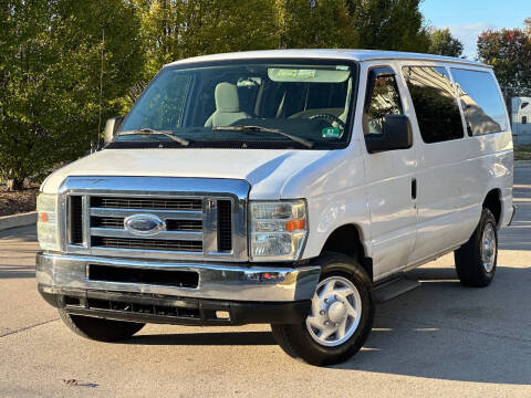 2009 Ford E-Series E-350 SD XLT