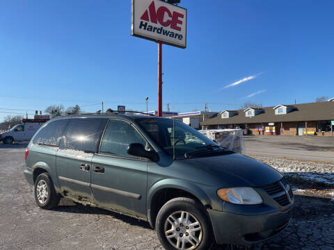 2005 Dodge Grand Caravan for sale at ACE HARDWARE OF ELLSWORTH dba ACE EQUIPMENT in Canfield OH