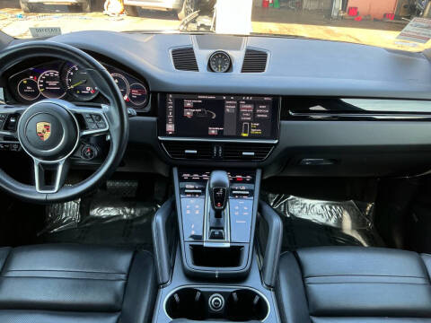 2020 Porsche Cayenne E-Hybrid