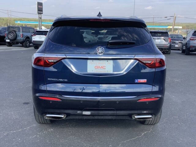 2023 Buick Enclave Essence