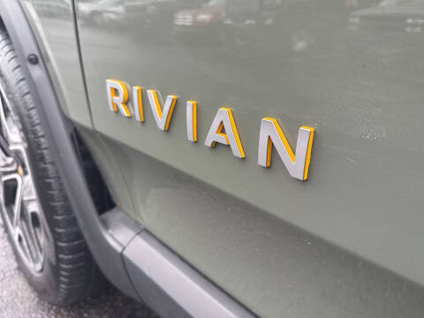 2023 Rivian R1S Launch Edition