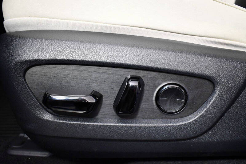 2022 Lexus NX 350h Premium