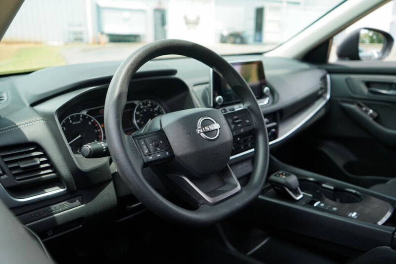 2026 Nissan Rogue S