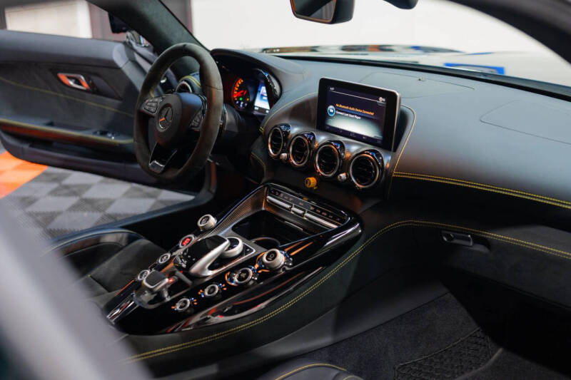 2018 Mercedes-Benz AMG GT R