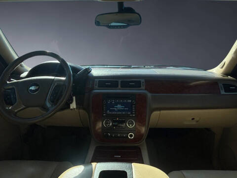 2009 Chevrolet Suburban LTZ