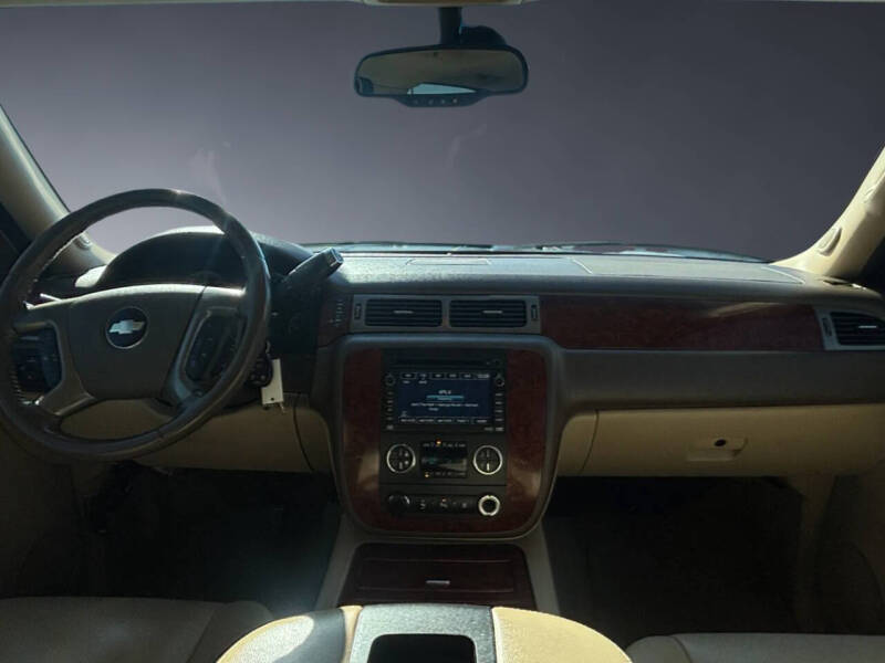 2009 Chevrolet Suburban LTZ