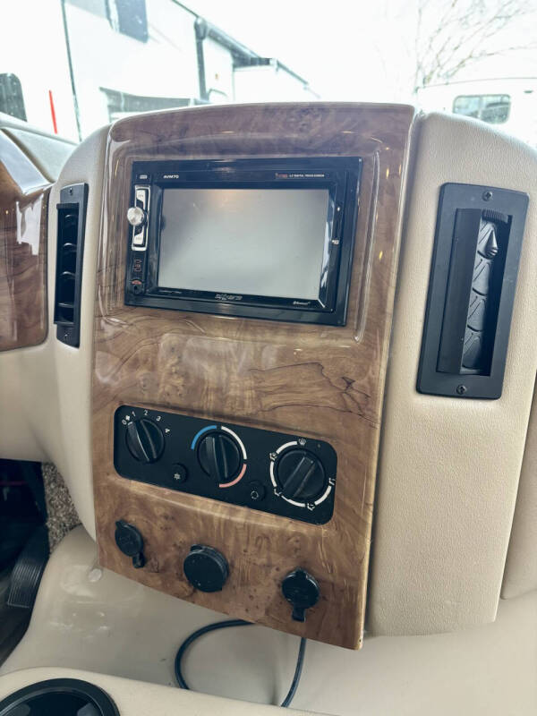 2018 Thor Motor Coach Ace 29.4