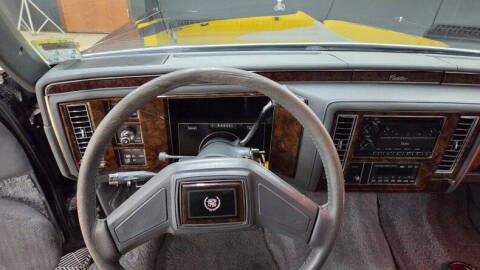 1990 Cadillac Brougham