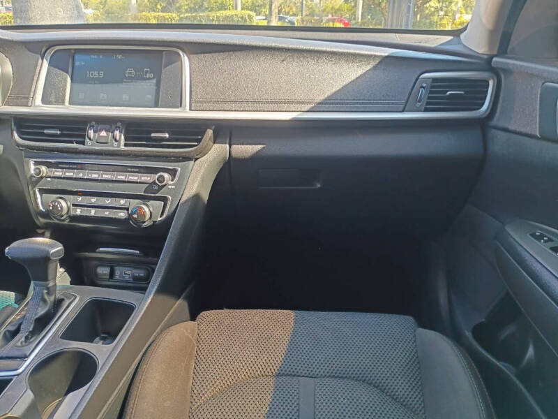 2019 Kia Optima S