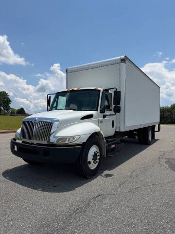 2004 International DuraStar 4300