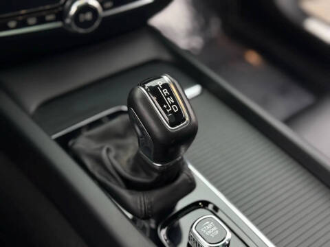 2020 Volvo V60 Cross Country T5