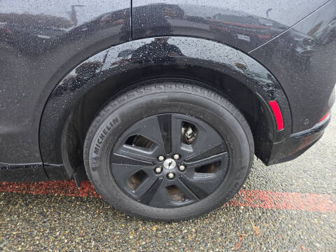 2021 Ford Mustang Mach-E California Route 1