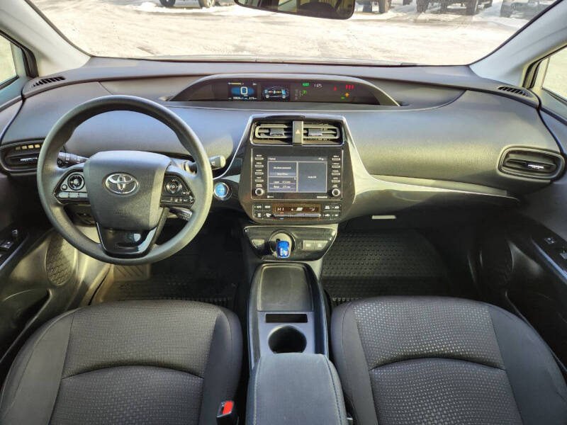 2022 Toyota Prius LE AWD-e