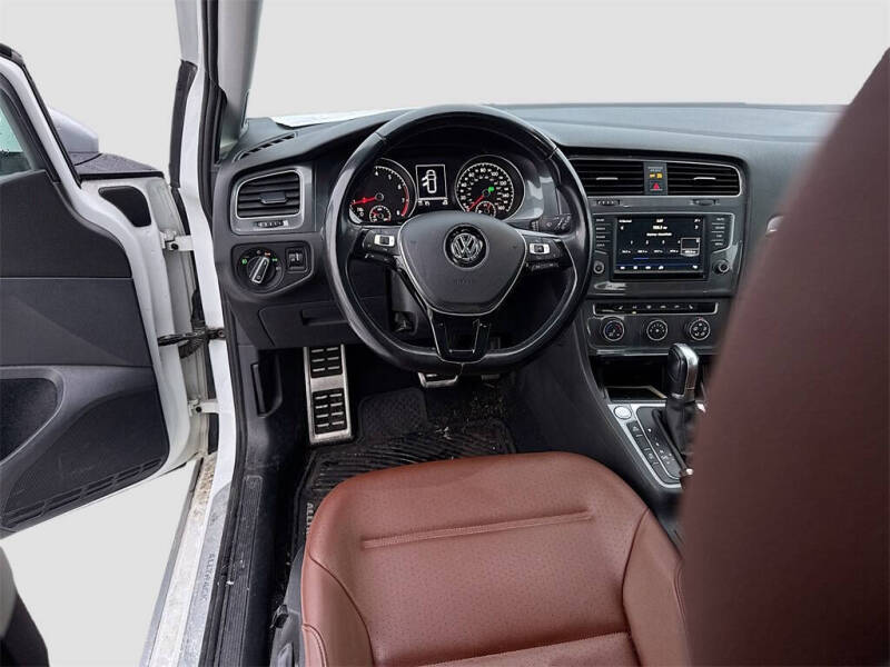 2017 Volkswagen Golf Alltrack