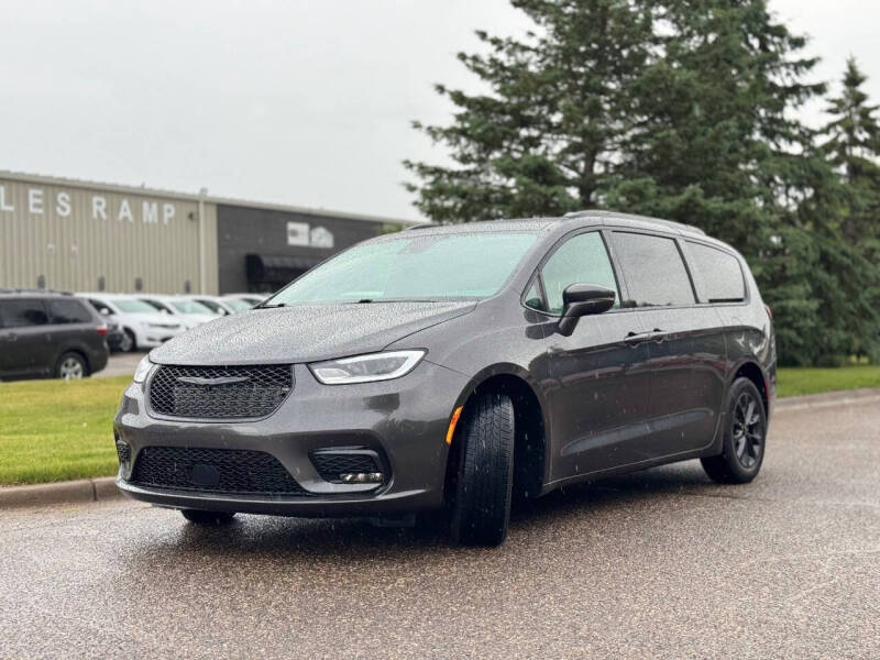 2021 Chrysler Pacifica Touring L