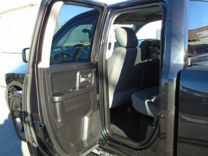 2016 RAM 1500 Express