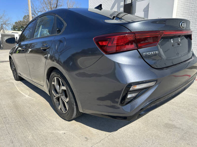 2020 Kia Forte FE