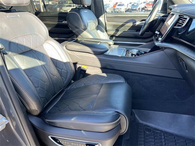 2024 Jeep Grand Wagoneer L Series III