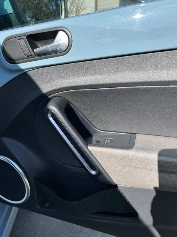 2013 Volkswagen Beetle 2.5L