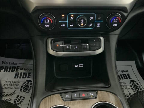 2022 GMC Acadia SLE