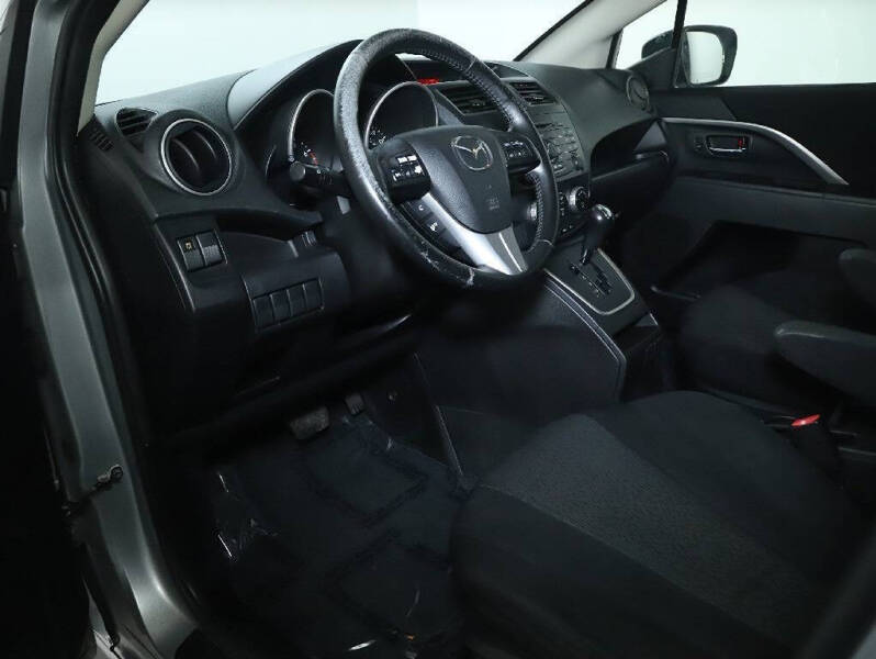 2012 Mazda MAZDA5 Touring