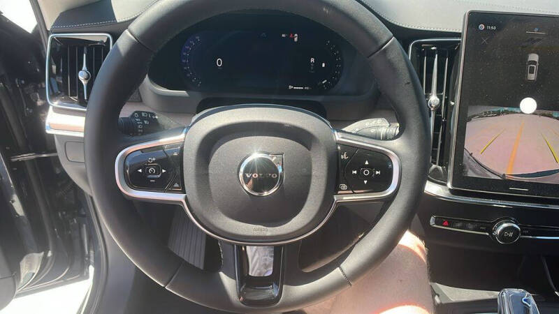 2026 Volvo XC90 B5 Core
