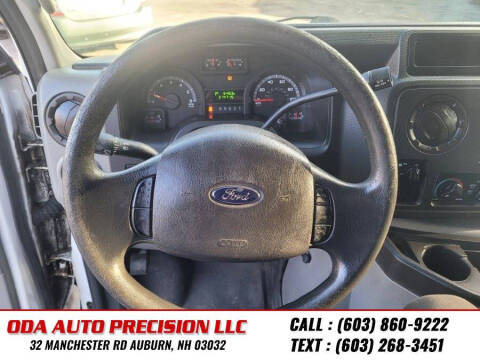 2013 Ford E-Series E-350 SD