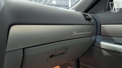2004 Ford Thunderbird