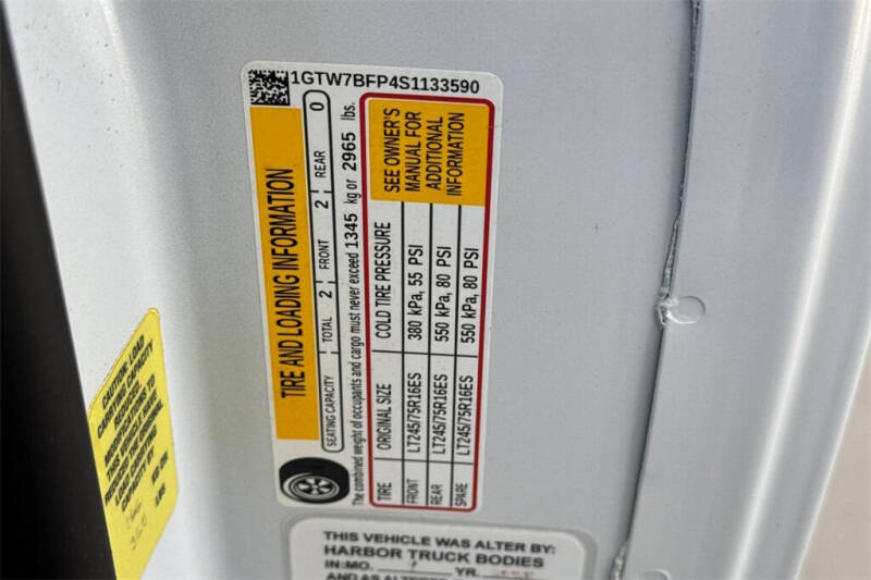 2025 GMC Savana 2500