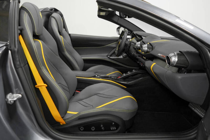 2023 Ferrari 812 GTS