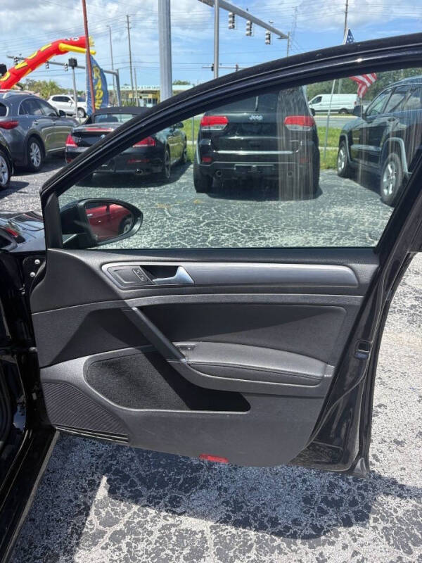 2021 Volkswagen Golf TSI