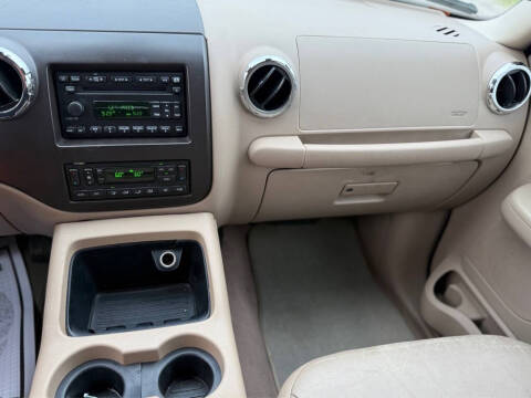 2005 Ford Expedition Eddie Bauer