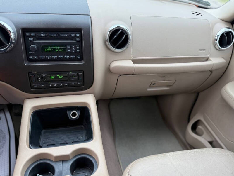 2005 Ford Expedition Eddie Bauer