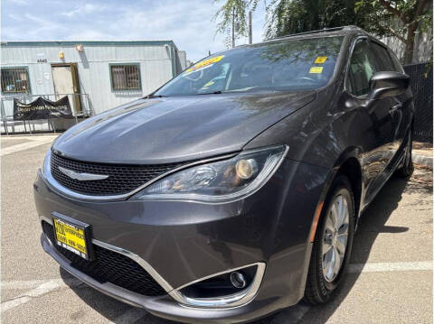 2018 Chrysler Pacifica Touring L